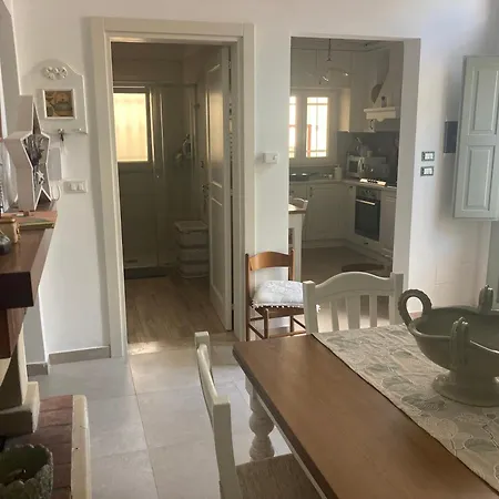 Casa Di Attilio * Alliste